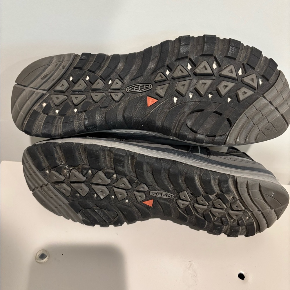 Keen Gray Terradora Ethos Hiking Shoes - Picture 3 of 4